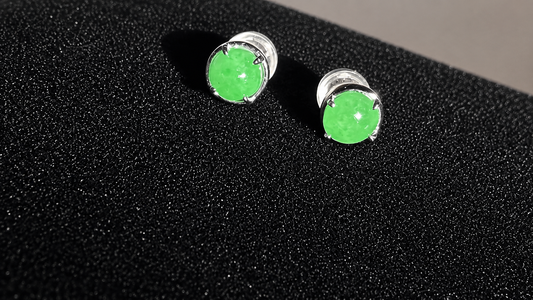 LINURE Circle Green Jade Studs