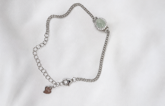LINURE Icy Jade Oval Silver Bracelet
