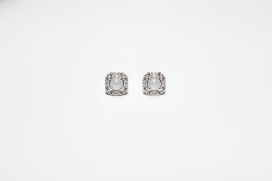 LINURE Baguette Halo Jade Studs