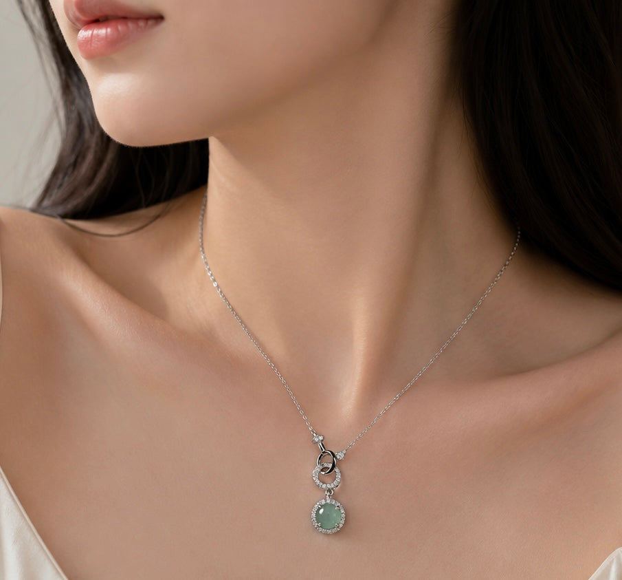 LINURE Oval Green Jade Drop Necklace