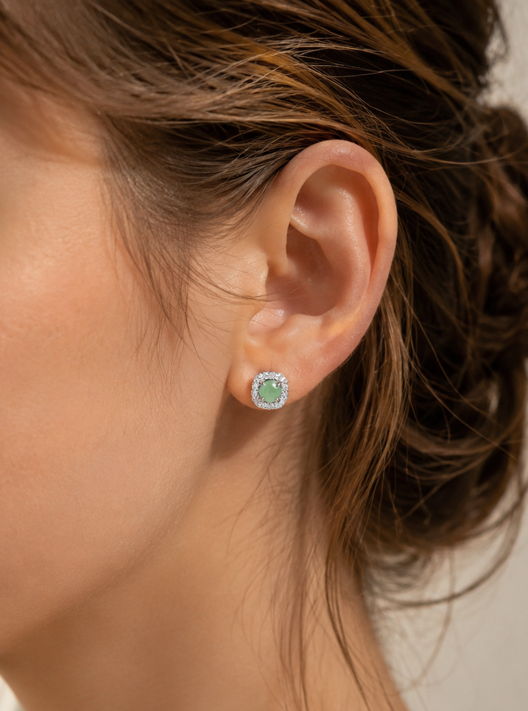 LINURE Mini Green Jade Studs