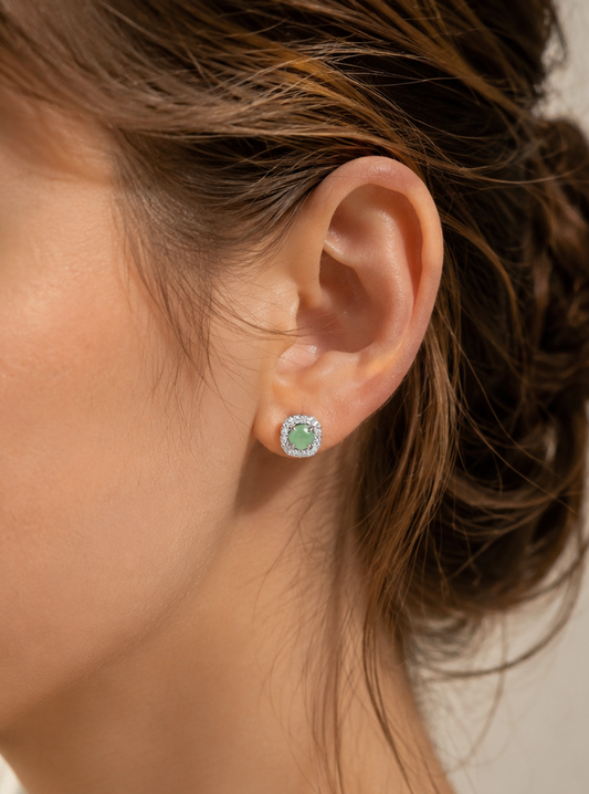 LINURE Mini Green Jade Studs