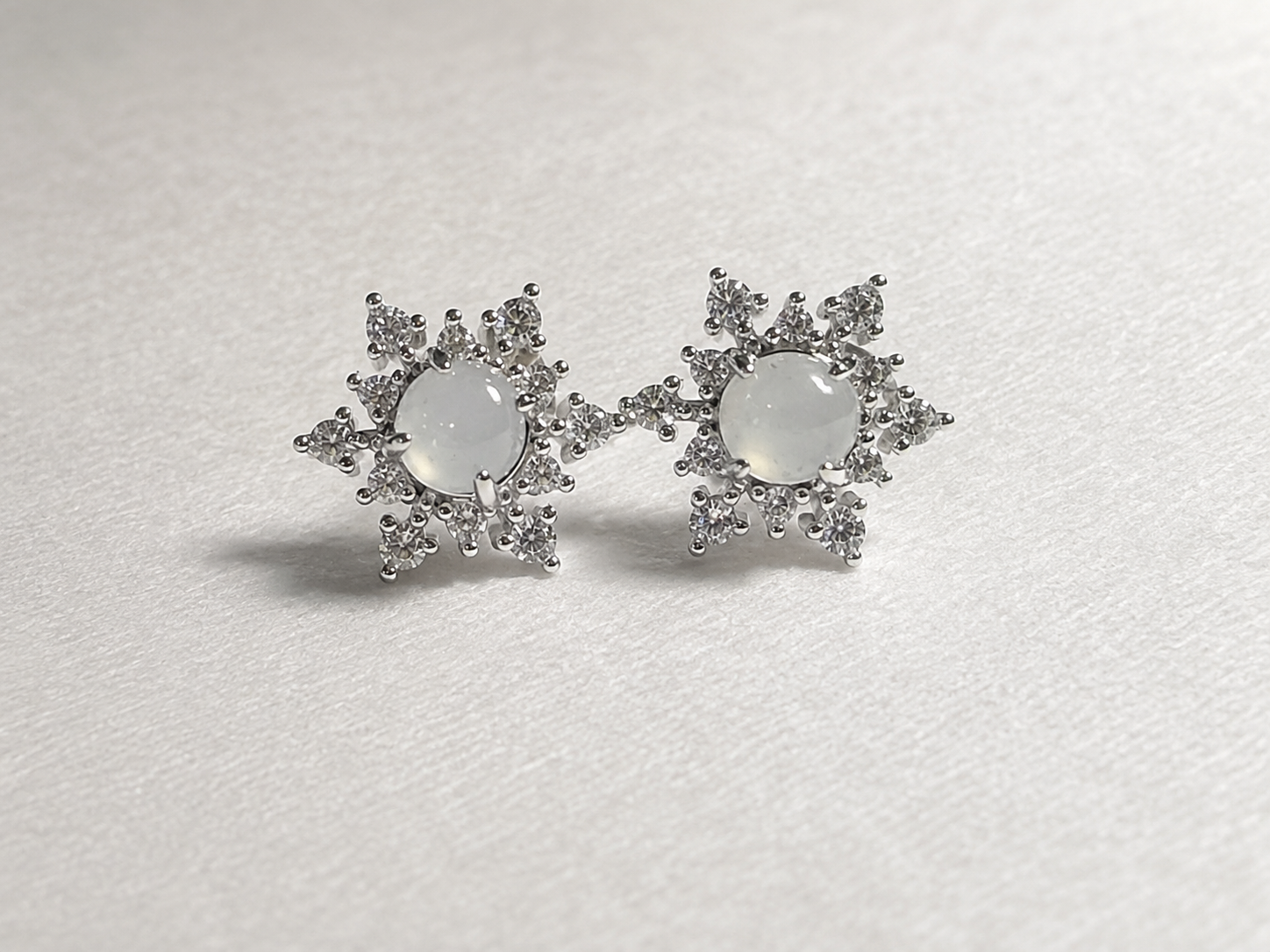 LINURE Snowflake Jade Studs