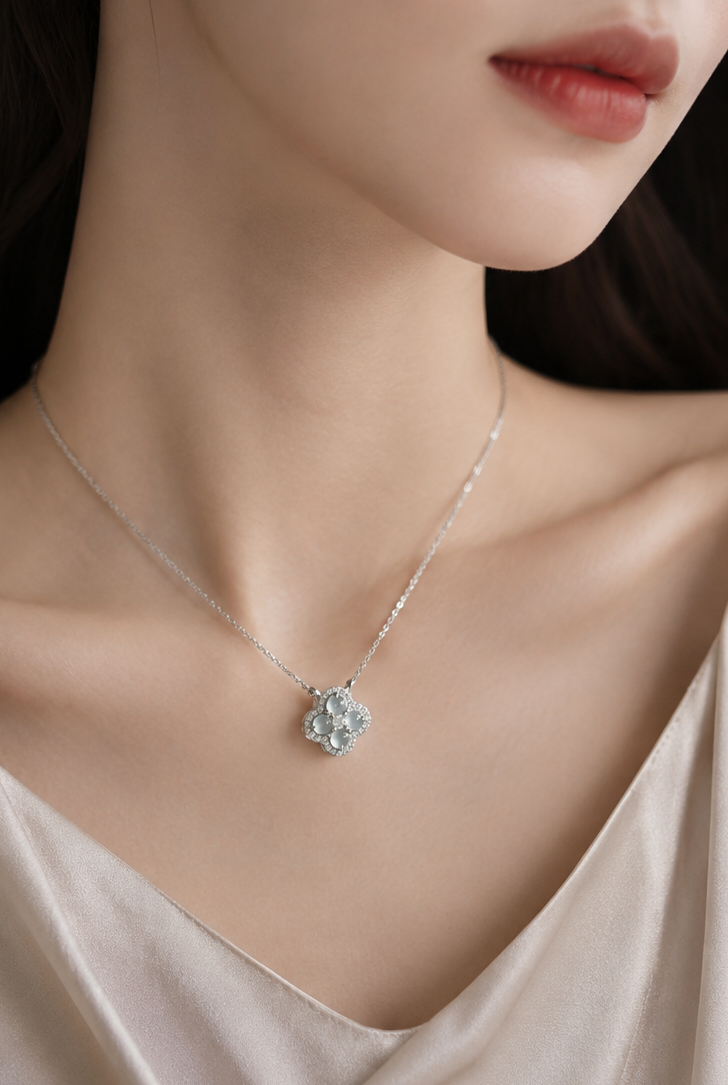 LINURE Four-Leaf Clover Jade Necklace